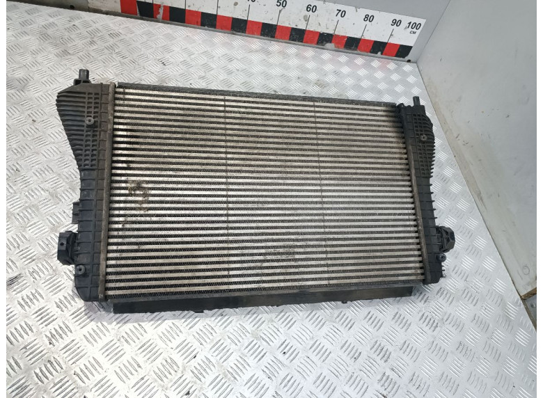 Интеркулер к Volkswagen Passat, 2008г.