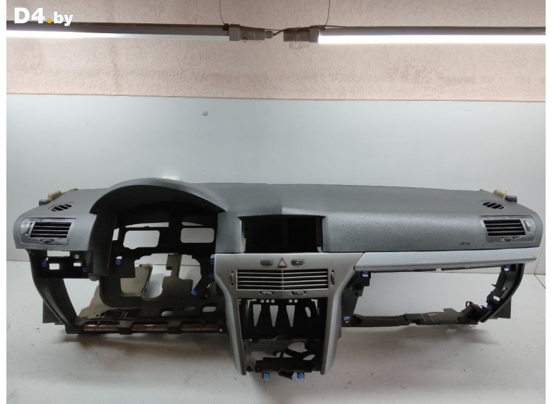 Панель передняя салона (торпедо) к Opel Astra undefined г.