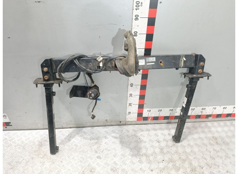 Прицепное устройство (фаркоп) к Mercedes CLS W218