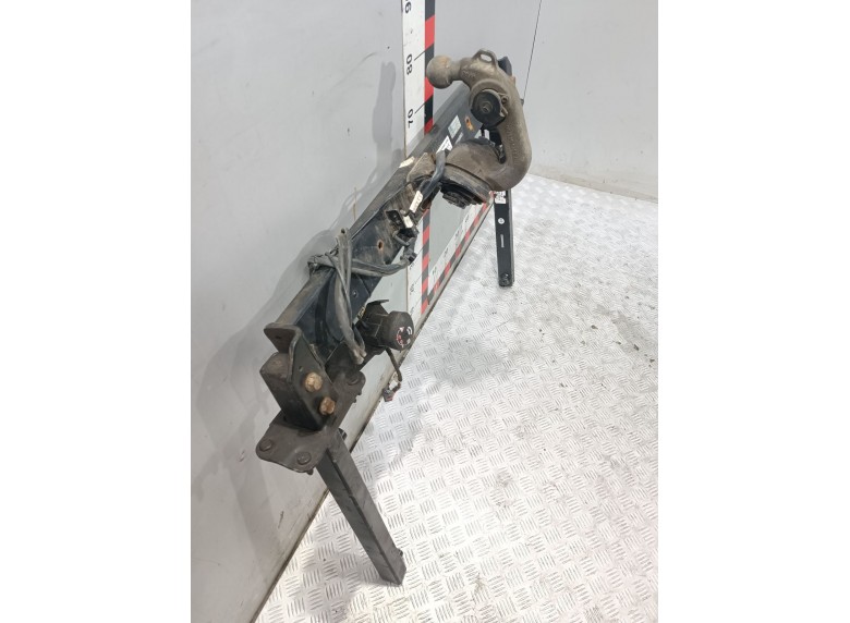 Прицепное устройство (фаркоп) к Прицепное устройство (фаркоп) к Mercedes CLSW218 undefined г. CLS W218