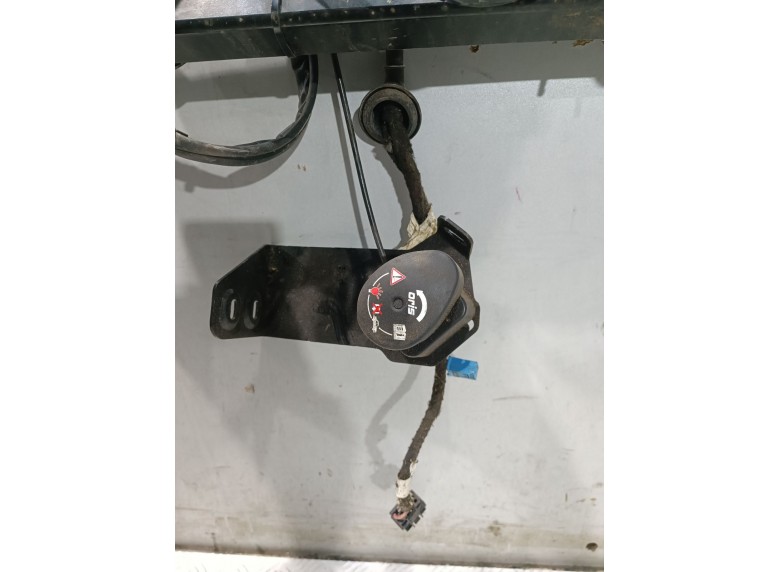 Прицепное устройство (фаркоп) к Прицепное устройство (фаркоп) к Mercedes CLSW218 undefined г. CLS W218