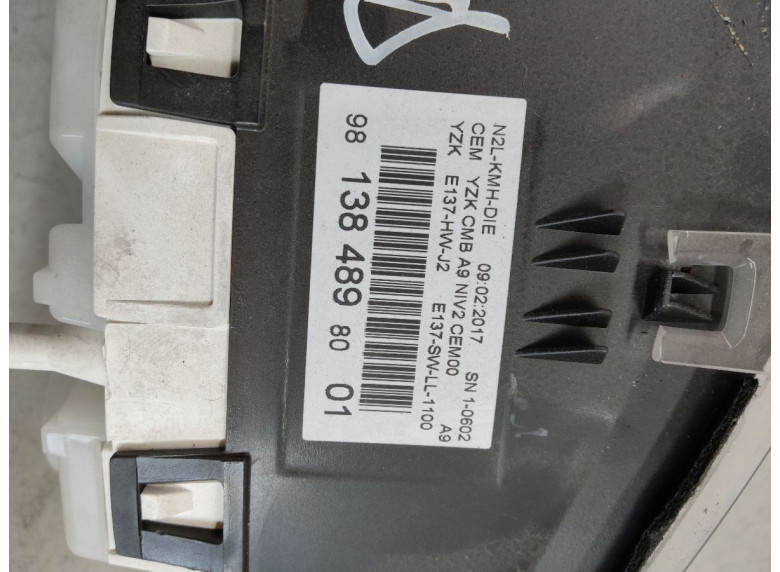 Щиток приборов (приборная панель) к Peugeot 208, 2017г.