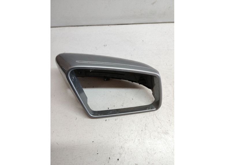 Накладка на зеркало к Mercedes C W204, 2012г.
