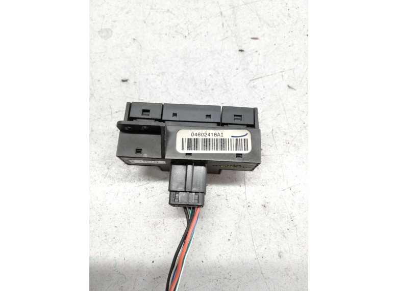 Кнопка аварийной сигнализации к Chrysler Voyager undefined г.