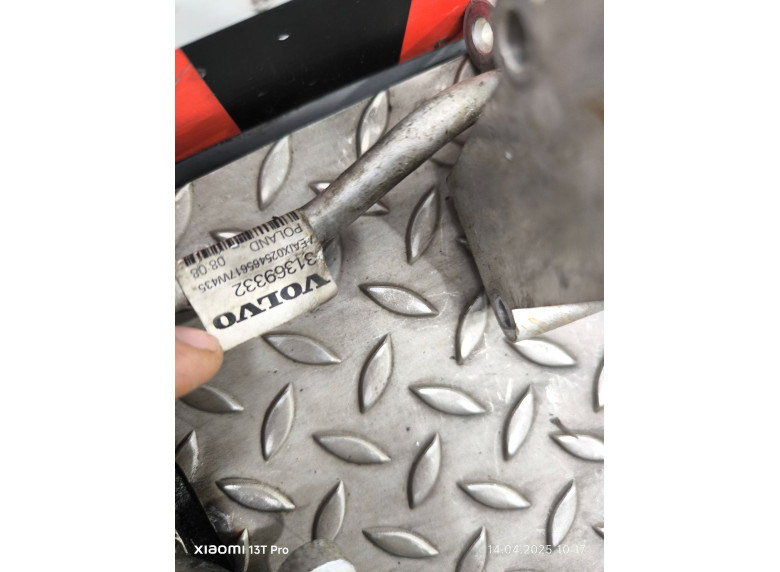 Трубка кондиционера к Volvo V60, 2019г.