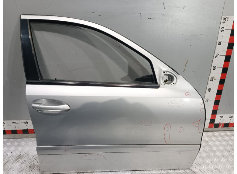 Замок двери передней правой к Mercedes E W211, 2004г.