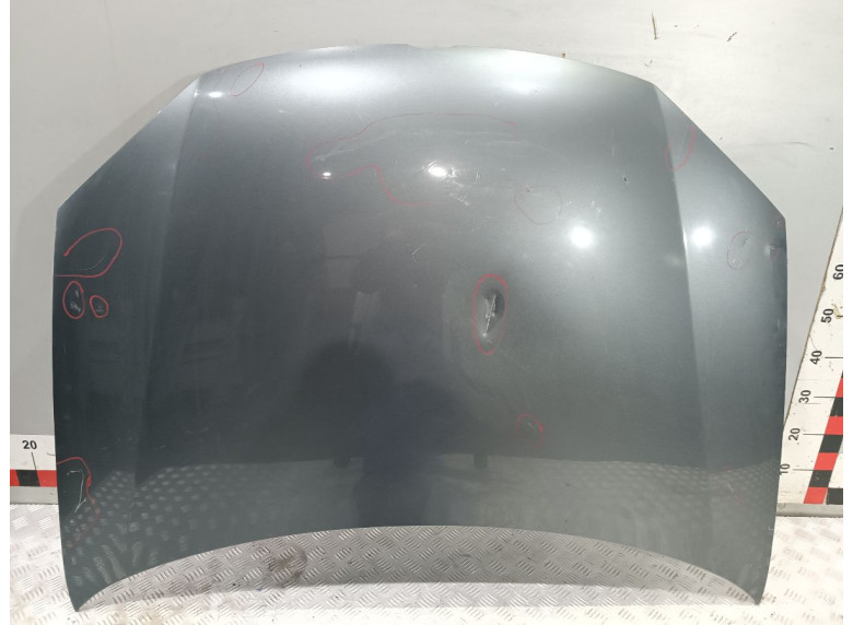 Капот к Volkswagen Golf, 2006г.