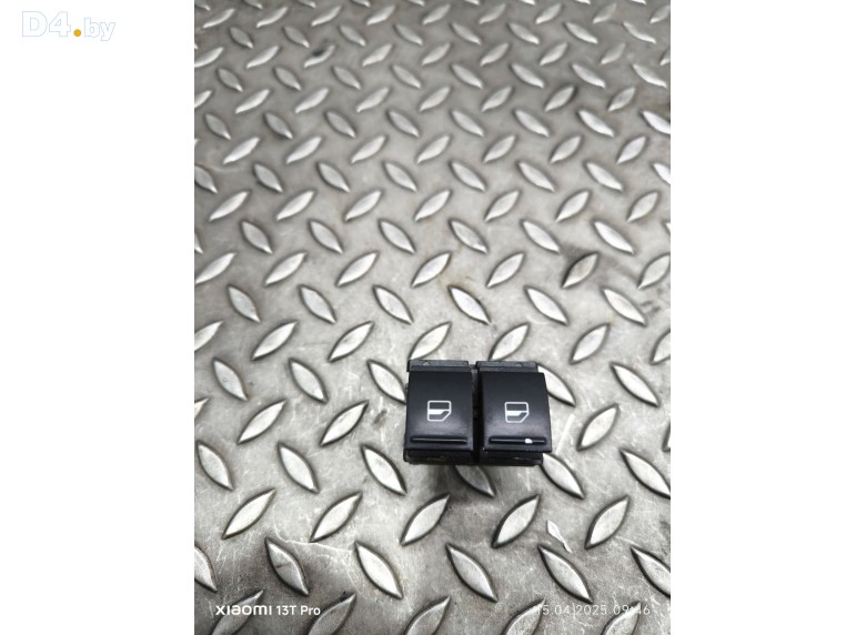 Блок управления стеклоподъемниками к Volkswagen Passat undefined г.