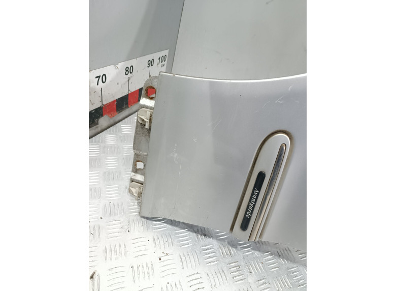 Крыло переднее левое к Mercedes C W203, 2004г.