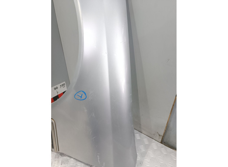 Крыло переднее левое к Mercedes C W203, 2004г.