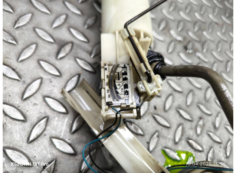 Датчик уровня топлива к Volkswagen Transporter, 1995г.