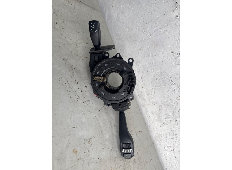 Переключатель подрулевой (стрекоза) к BMW 5 E39, 2002г.
