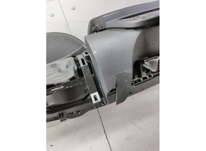 Панель передняя салона (торпедо) к Renault Megane, 2011г.