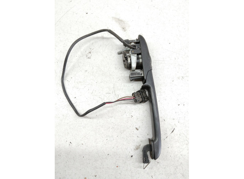 Ручка наружная передняя правая к Volkswagen Passat, 1994г.