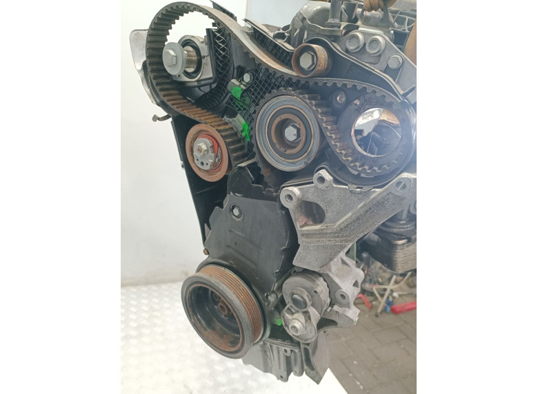 Двигатель к Volkswagen Passat, 2009г.