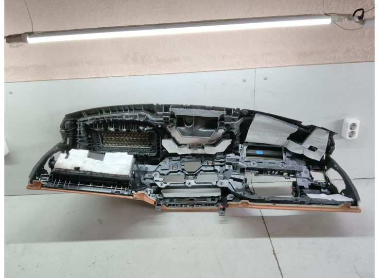 Панель передняя салона (торпедо) к BMW 3 G20/G21, 2023г.
