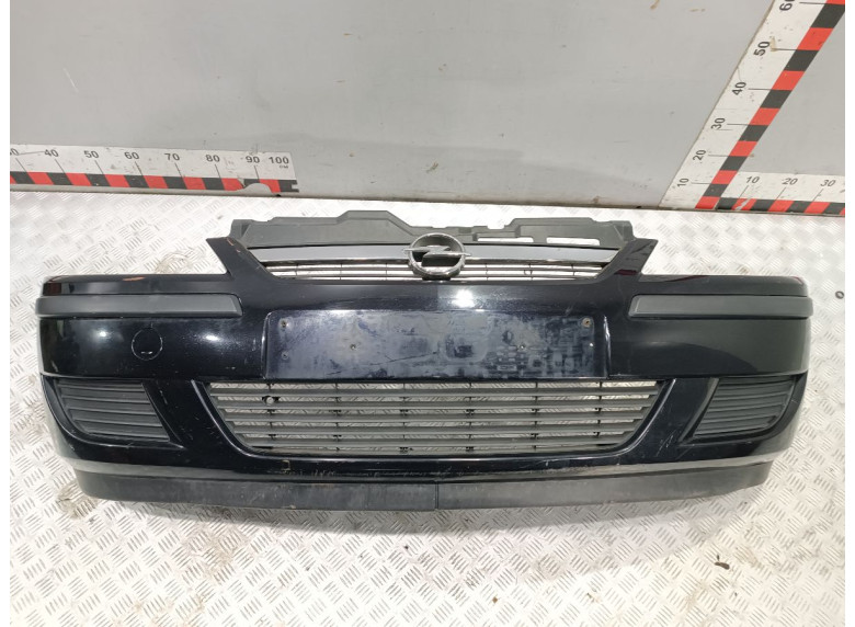 Бампер передний к Opel Corsa, 2004г.