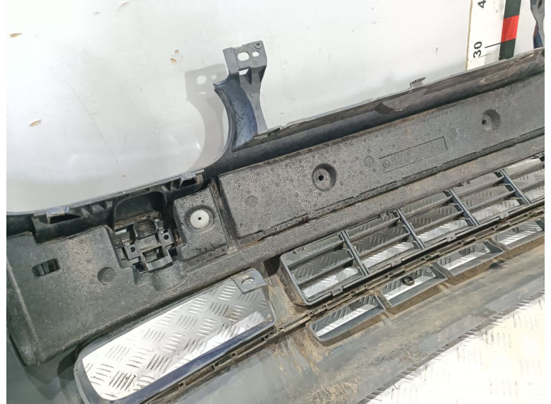 Бампер передний к Volkswagen Golf, 1999г.