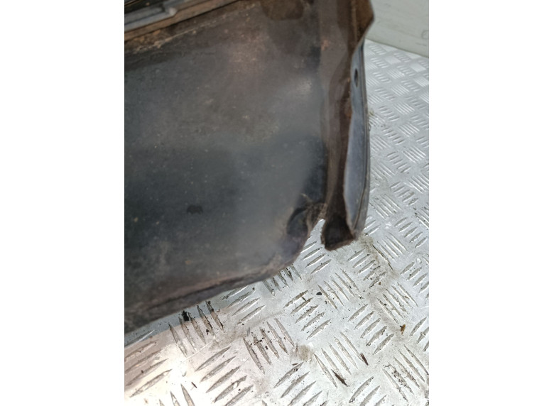 Бампер передний к Volkswagen Golf, 1999г.