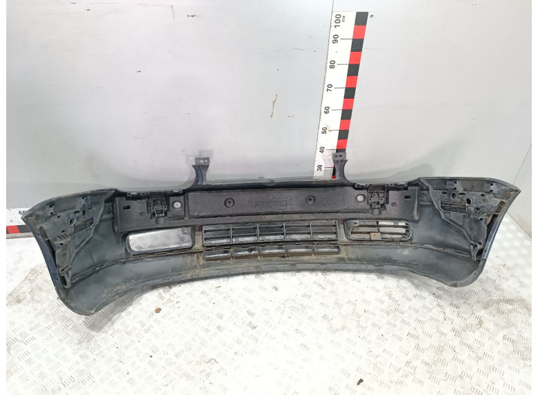 Бампер передний к Volkswagen Golf, 1999г.