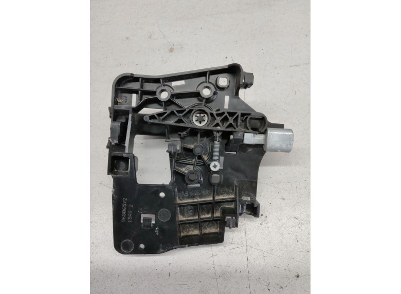 Ручка внутренняя задняя правая к Ручка внутренняя задняя правая к Peugeot Expert undefined г. Expert