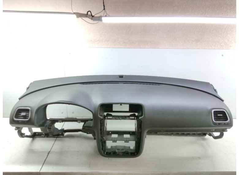 Панель передняя салона (торпедо) к Панель передняя салона (торпедо) к Volkswagen EOS undefined г. EOS