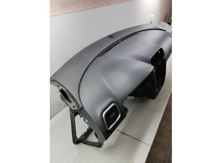 Панель передняя салона (торпедо) к Панель передняя салона (торпедо) к Volkswagen EOS undefined г. EOS