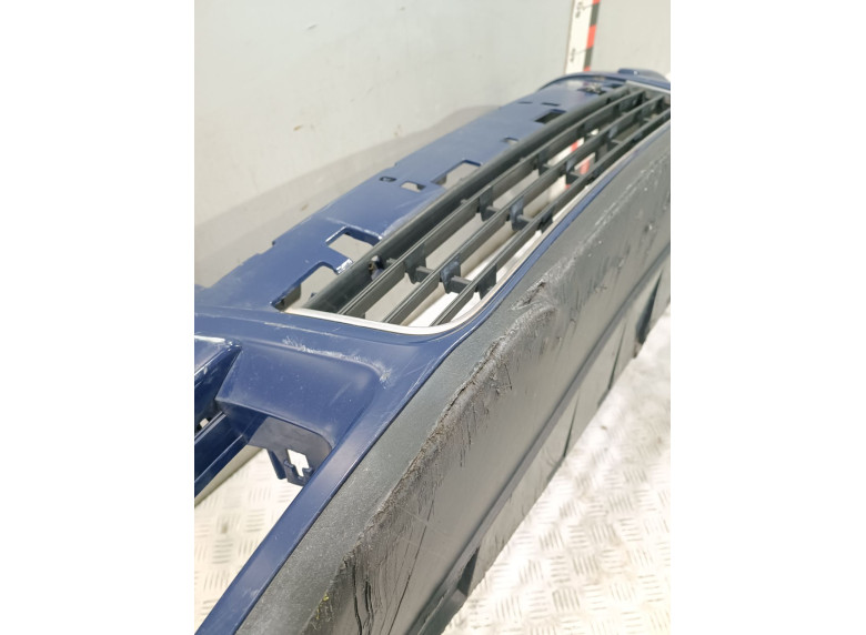 Бампер передний к Volkswagen Passat, 2007г.