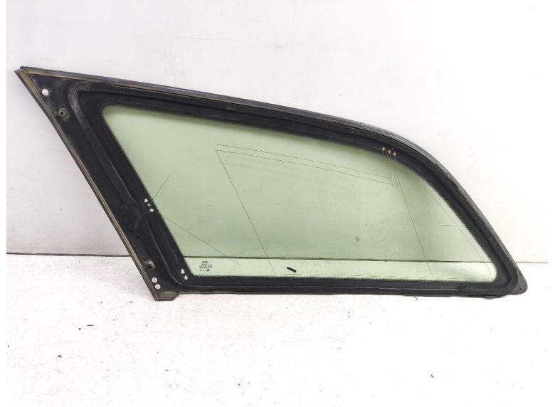Стекло кузовное боковое правое к Audi A6, 2009г.