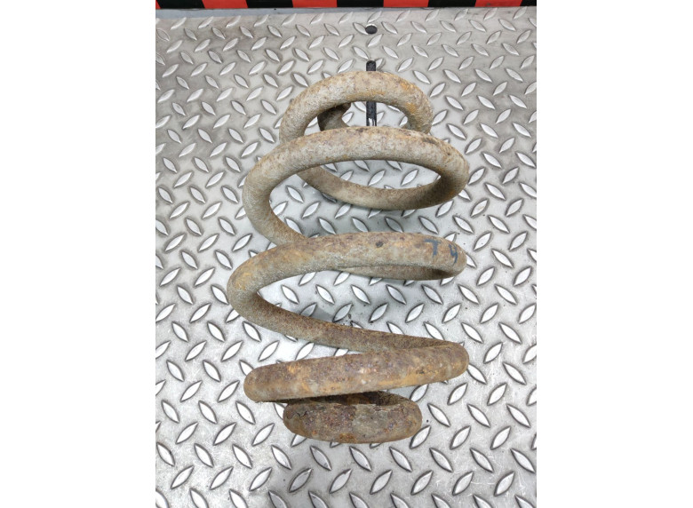 Пружина задняя к Volkswagen Transporter, 1995г.