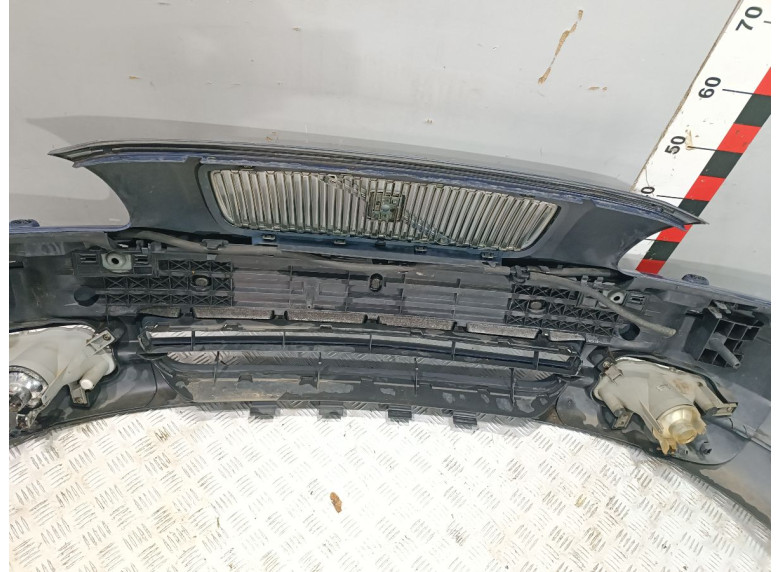 Бампер передний к Volvo V70, 2005г.