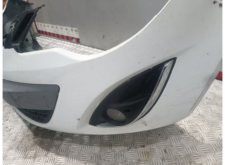 Бампер передний к Opel Corsa, 2011г.