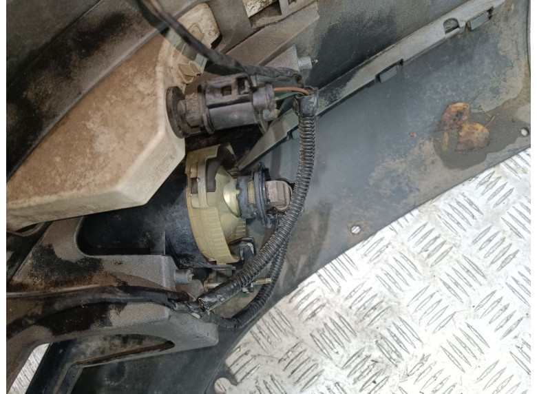 Фара противотуманная правая к Volkswagen Passat, 2008г.