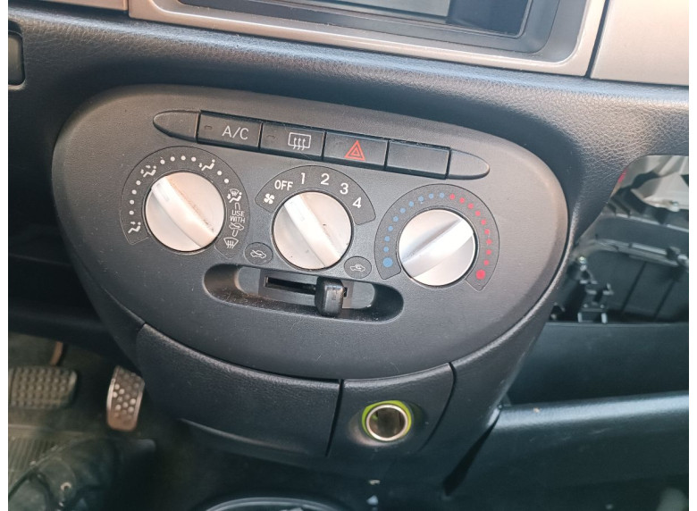 Блок управления печки/климат-контроля к Daihatsu Trevis, 2007г.