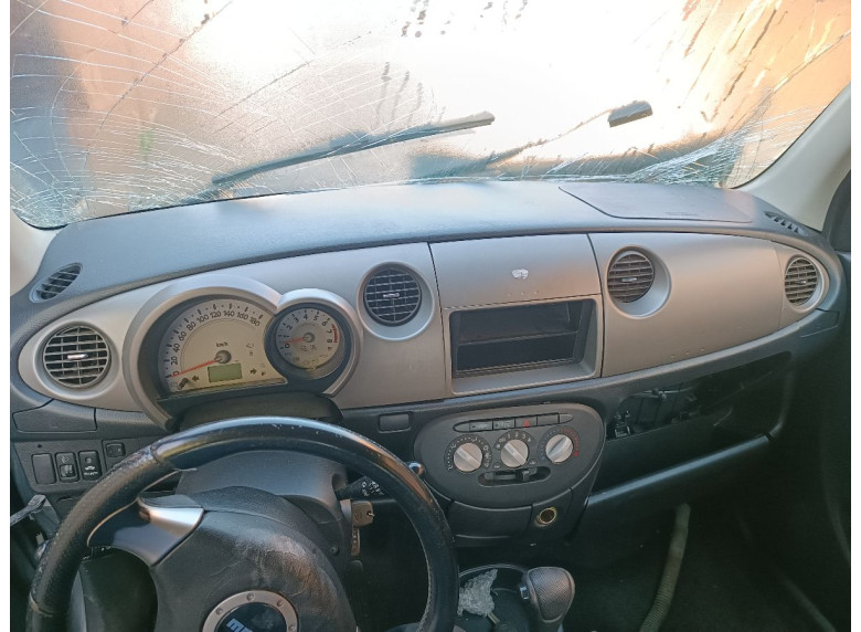 Панель передняя салона (торпедо) к Daihatsu Trevis, 2007г.