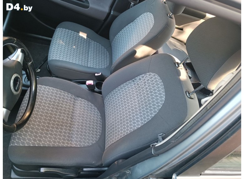 Сиденье переднее левое к Daihatsu Trevis undefined г.