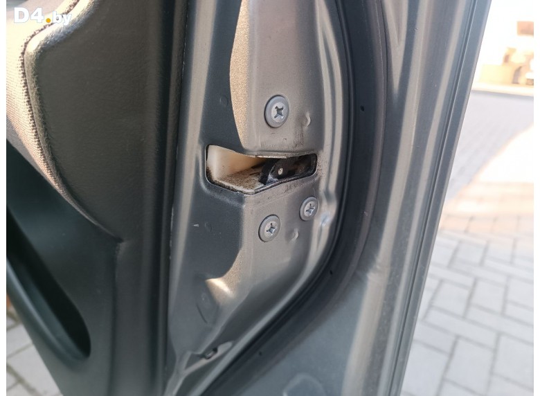 Замок двери передней правой к Daihatsu Trevis undefined г.