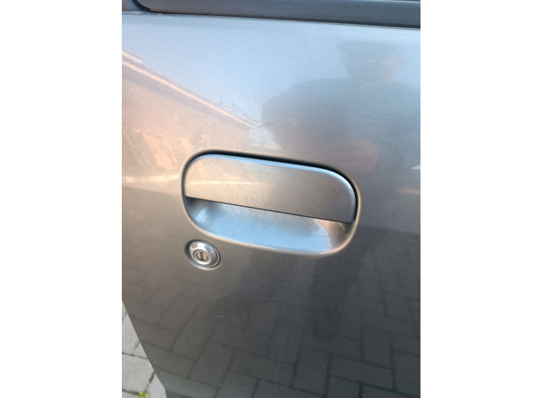 Ручка наружная передняя правая к Daihatsu Trevis, 2007г.