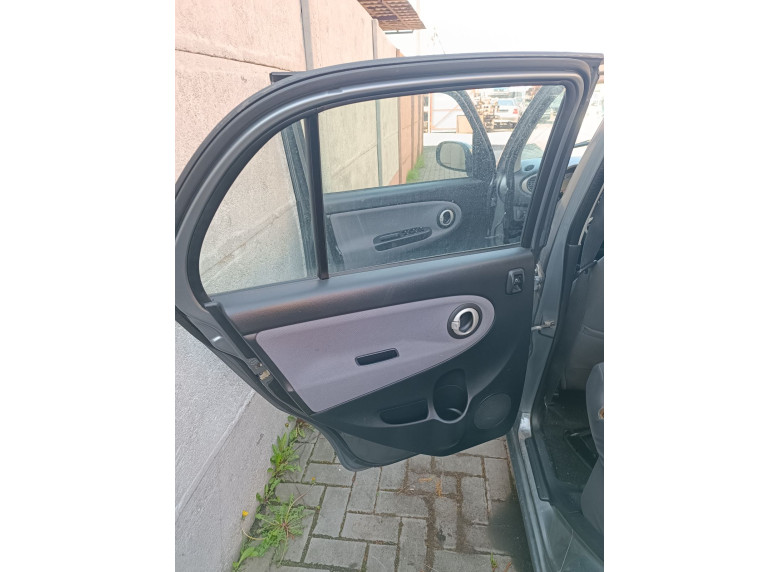 Дверь задняя левая к Daihatsu Trevis, 2007г.