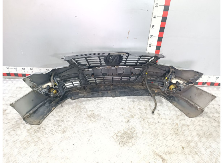 Бампер передний к Volkswagen Passat, 2007г.