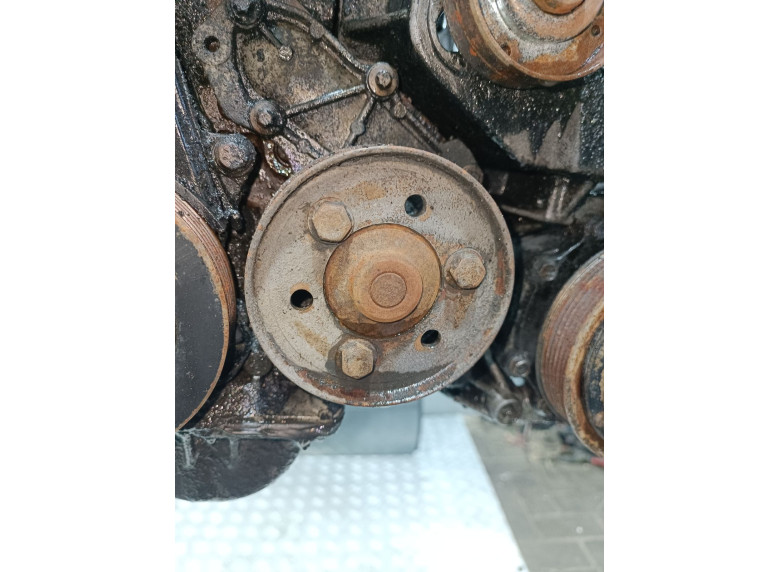 Шкив помпы к Renault Laguna, 1998г.
