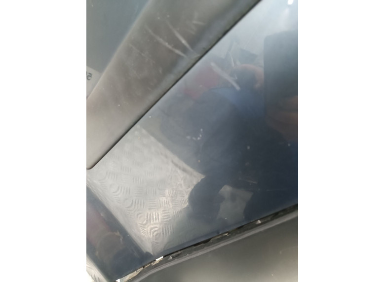 Бампер задний к Volkswagen Passat, 2003г.