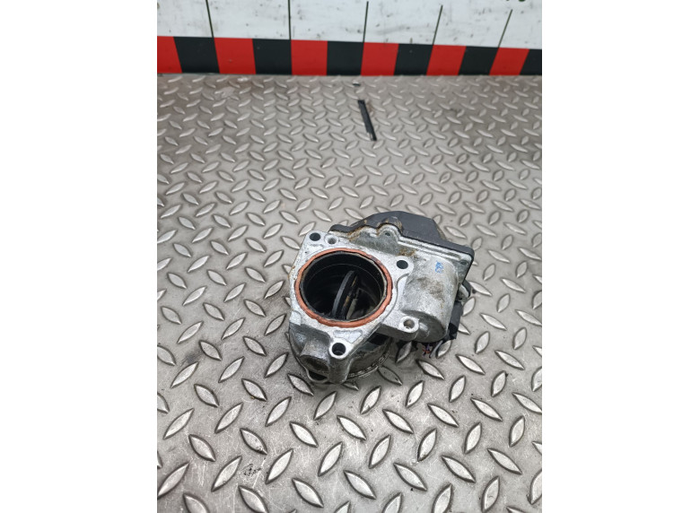 Заслонка дроссельная к Volkswagen Passat, 2007г.