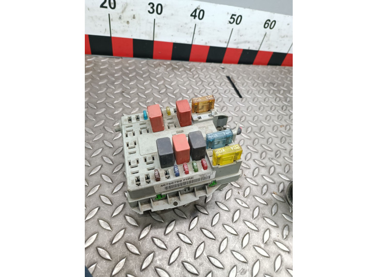 Блок предохранителей к Fiat Punto, 2001г.