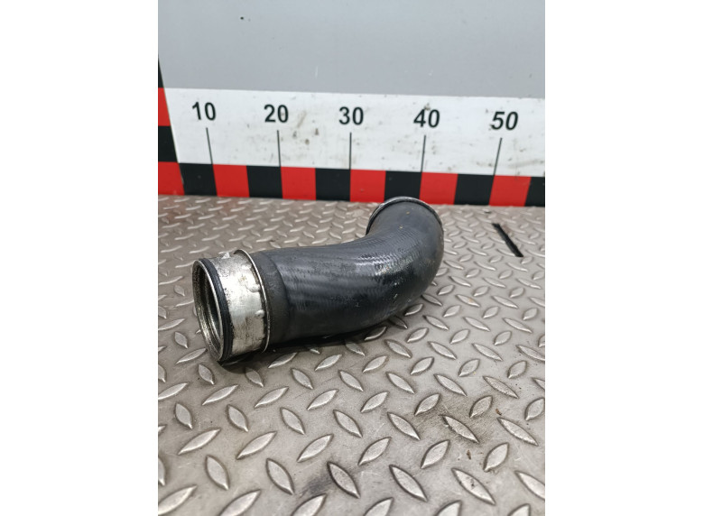 Патрубок интеркулера к Volkswagen Passat, 2007г.