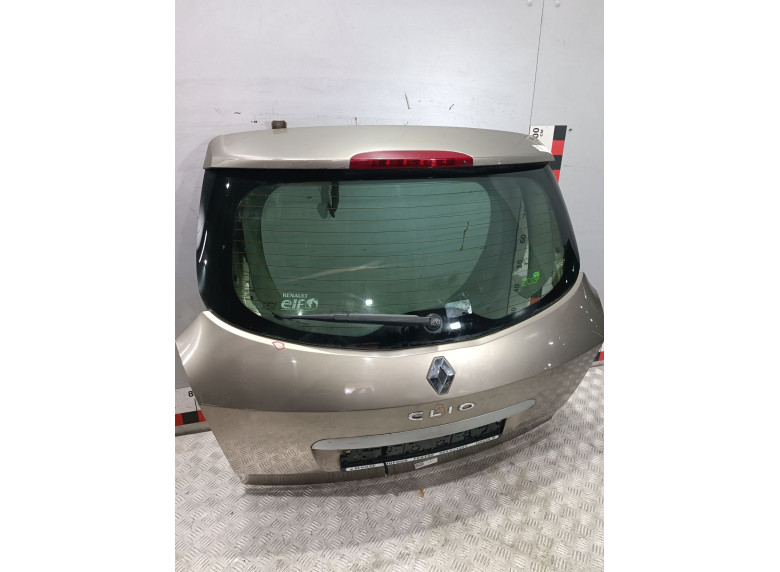 Накладка подсветки номера к Renault Clio, 2008г.