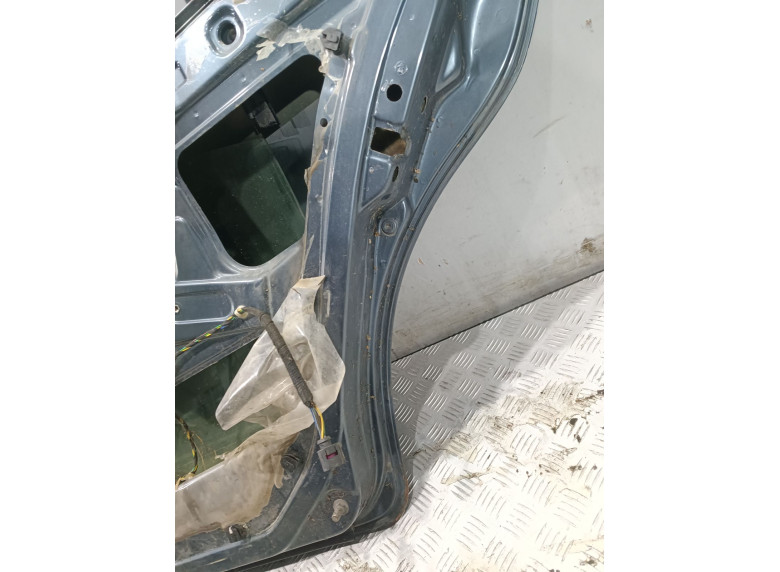 Дверь задняя правая к Дверь задняя правая к Skoda Octavia undefined г. Octavia