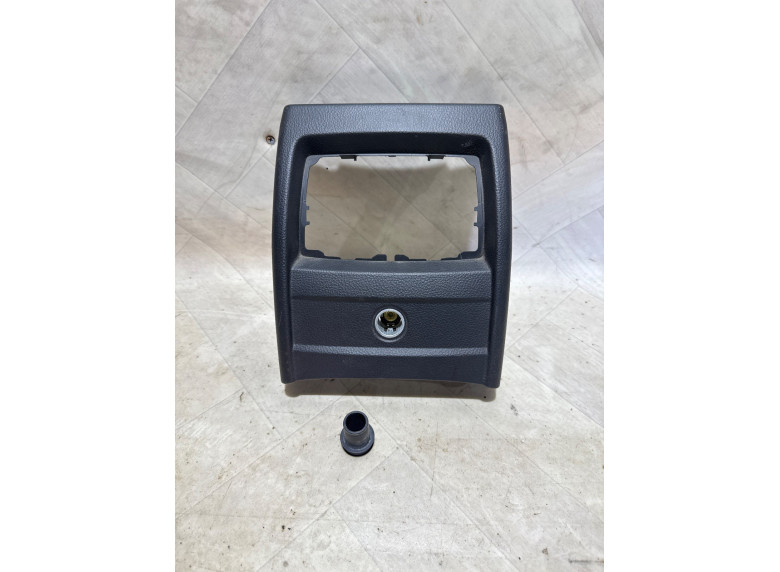 Прикуриватель к BMW 3 F30/F31/GT F34, 2013г.