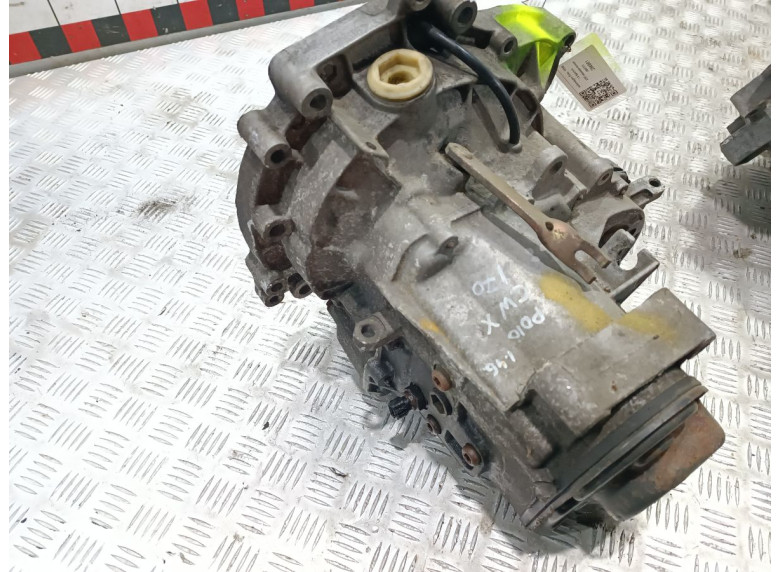 КПП механическая (МКПП) к Volkswagen Polo, 2000г.