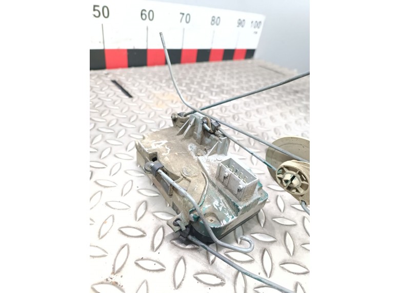 Замок двери передней левой к Замок двери передней левой к Peugeot 406 undefined г. 406